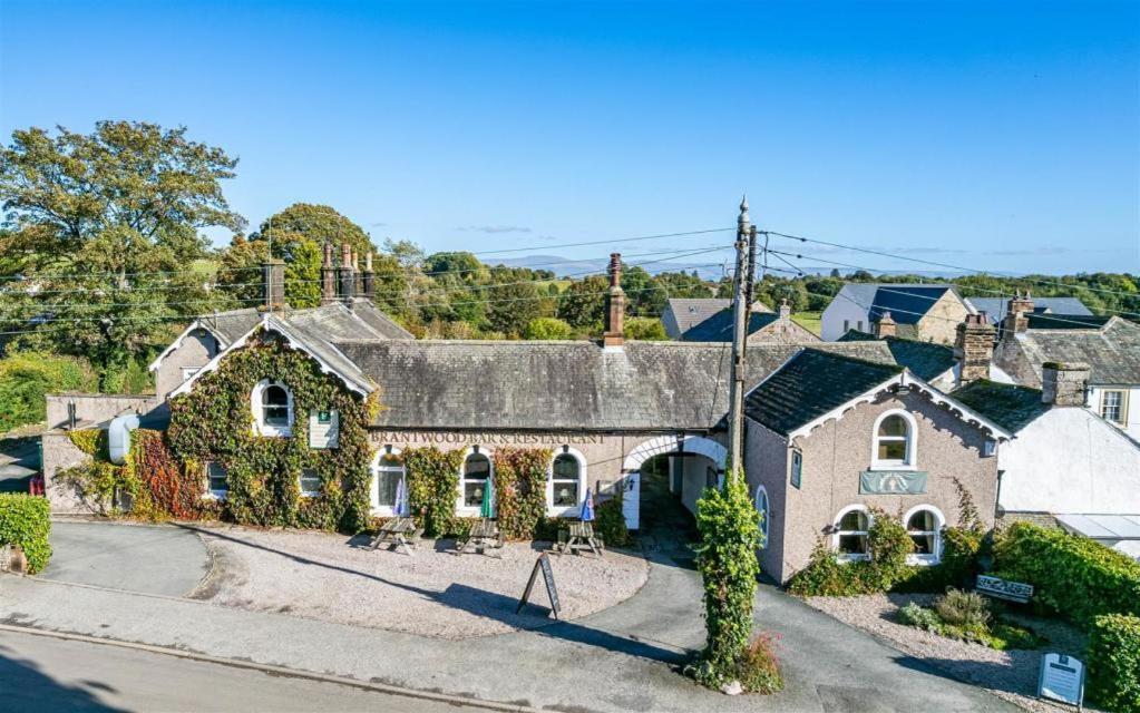 The Brantwood Hotel Penrith Buitenkant foto