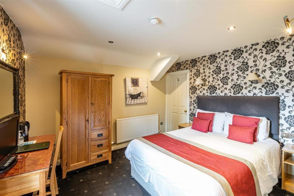 The Brantwood Hotel Penrith Buitenkant foto